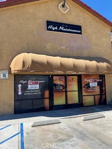 16137 Green Tree 7, Victorville, California 92395