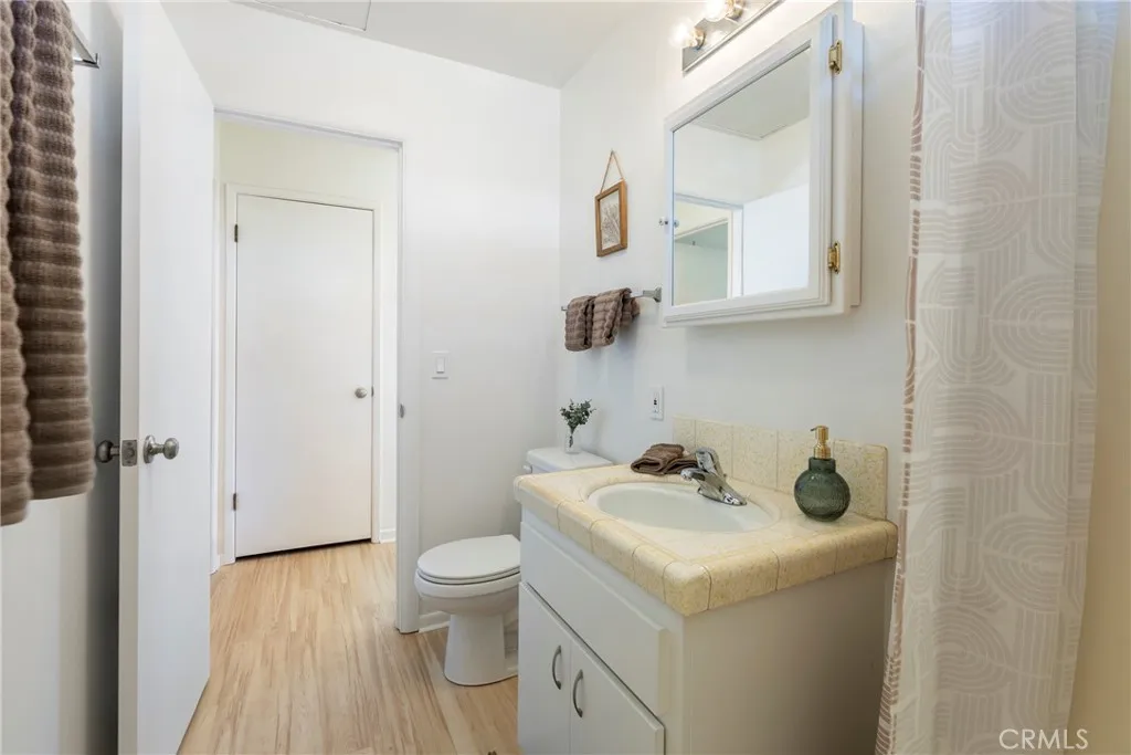 Upstairs bathroom