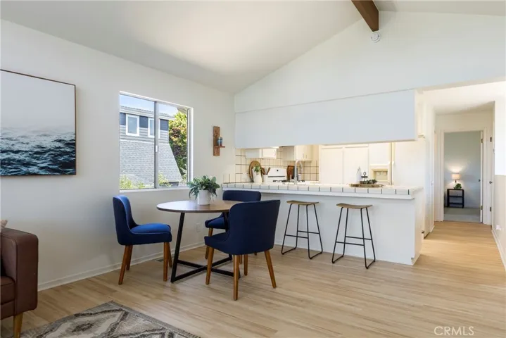 Looking toward kitchen from living room