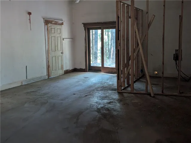 211 Goa Way, Weaverville, California 96093