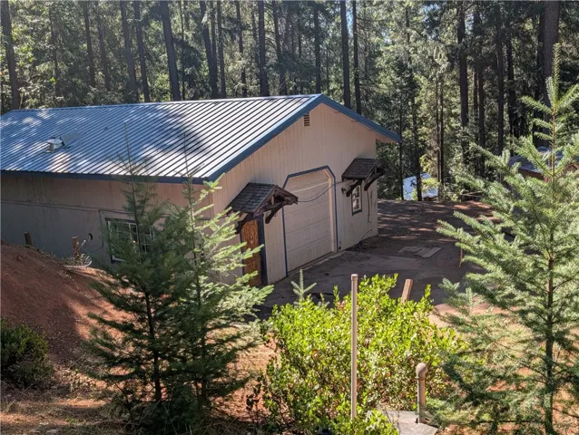 211 Goa Way, Weaverville, California 96093