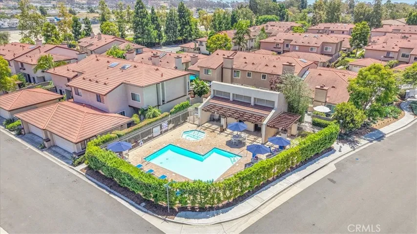SECOND POOL AND HOT TUB!