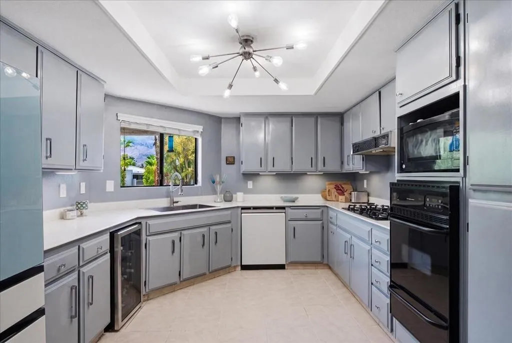 Large kitchen