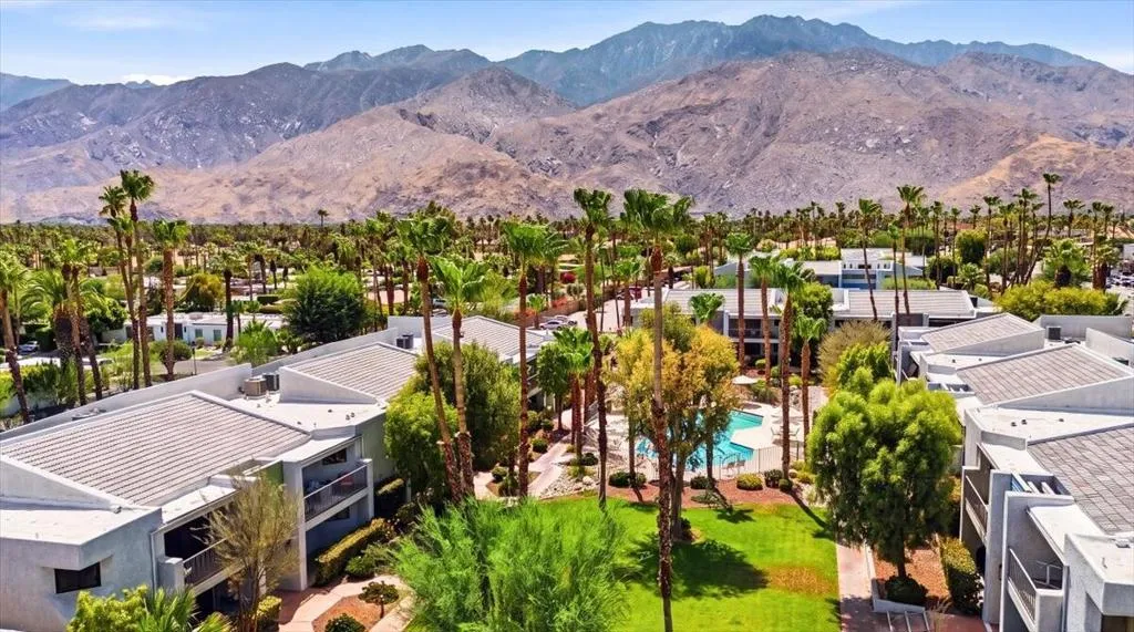 37-3155 Ramon Rd #906 (Aerials)-1