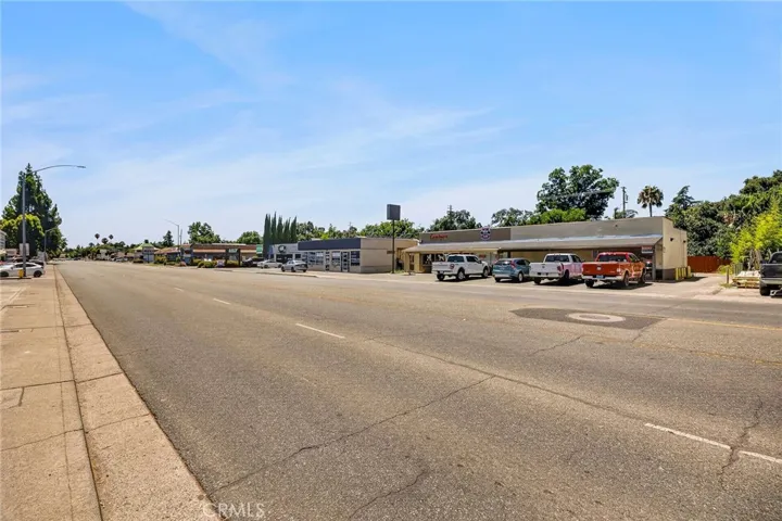 1417 Mangrove Avenue, Chico, California 95926