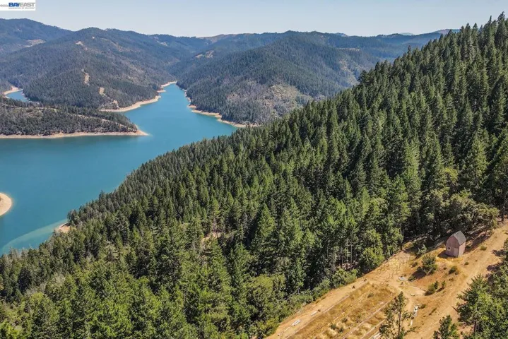 190 Moore Gulch, Trinity Center, California 96091-0000