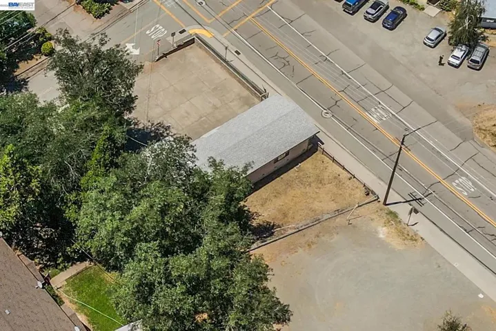 30890 Highway 3, Weaverville, California 96093-0000