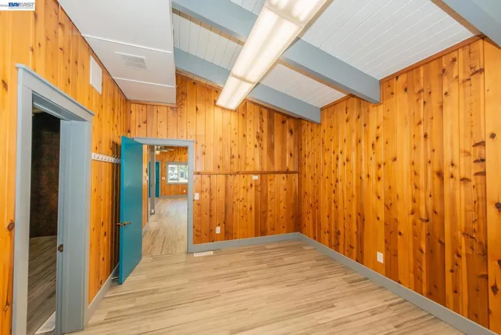 30890 Highway 3, Weaverville, California 96093-0000