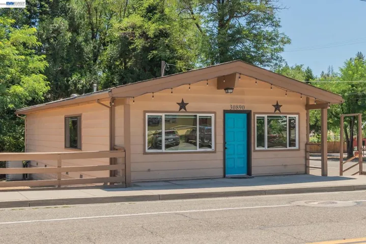 30890 Highway 3, Weaverville, California 96093-0000