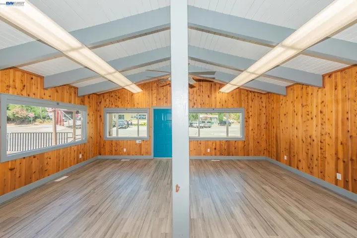 30890 Highway 3, Weaverville, California 96093-0000