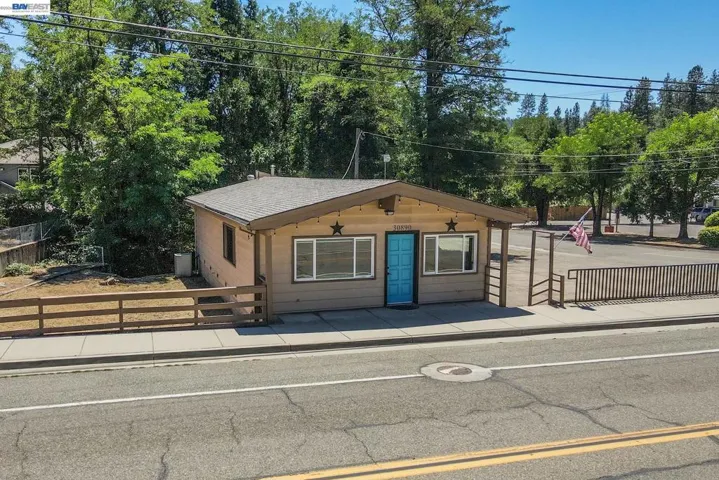 30890 Highway 3, Weaverville, California 96093-0000