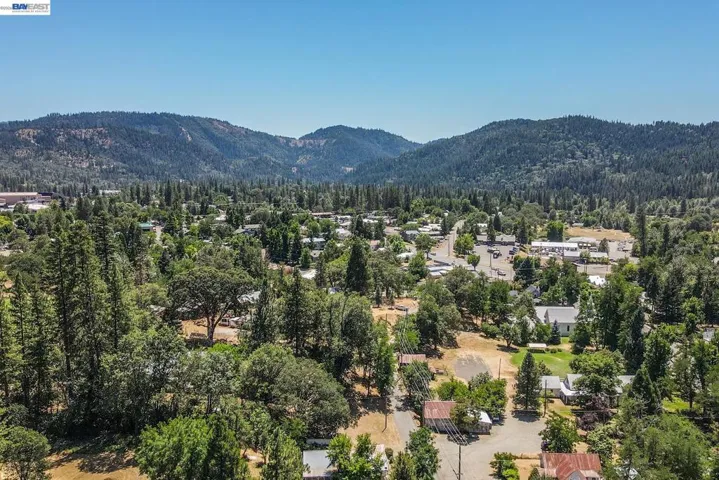 30890 Highway 3, Weaverville, California 96093-0000