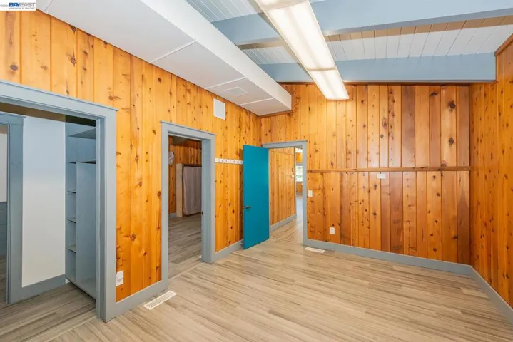 30890 Highway 3, Weaverville, California 96093-0000