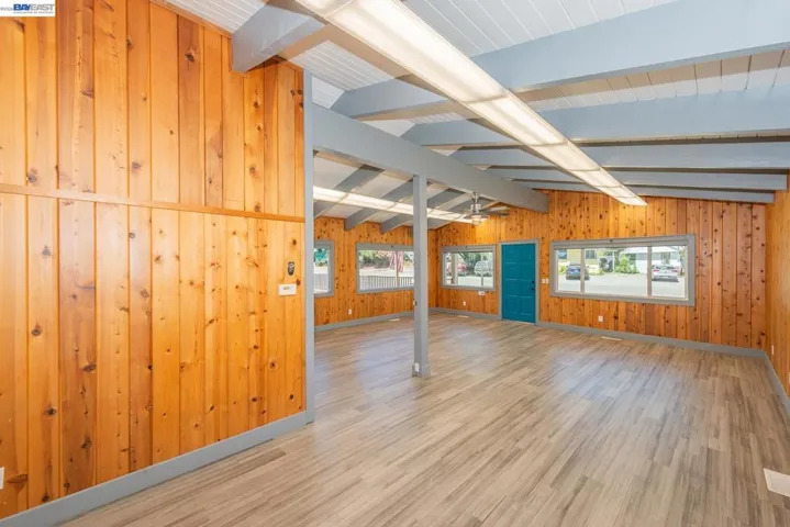 30890 Highway 3, Weaverville, California 96093-0000