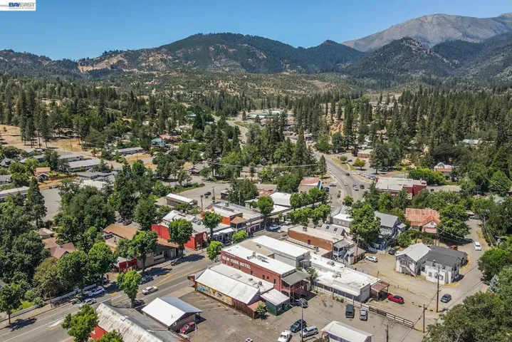 30890 Highway 3, Weaverville, California 96093-0000