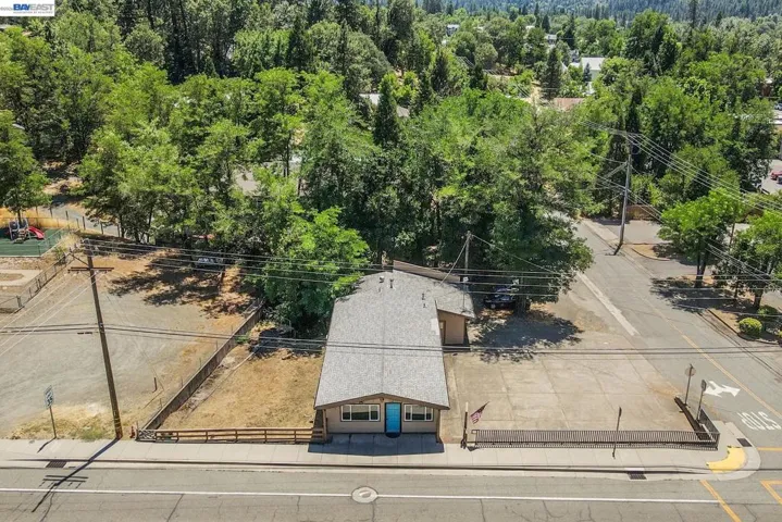 30890 Highway 3, Weaverville, California 96093-0000