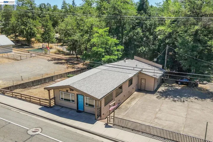 30890 Highway 3, Weaverville, California 96093-0000