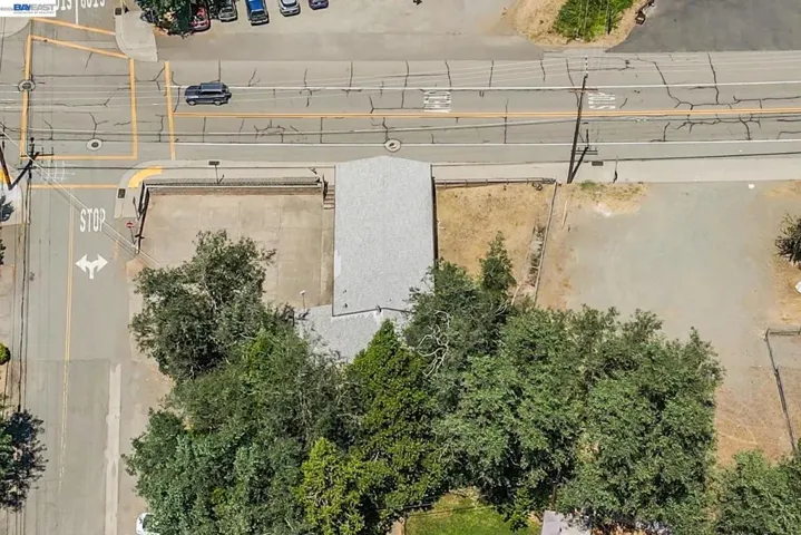 30890 Highway 3, Weaverville, California 96093-0000