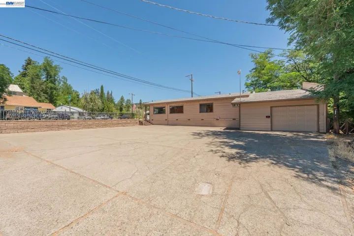 30890 Highway 3, Weaverville, California 96093-0000
