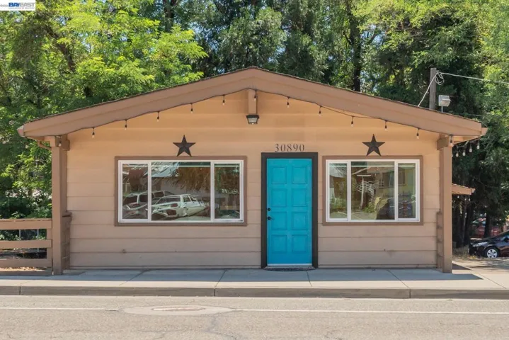 30890 Highway 3, Weaverville, California 96093-0000