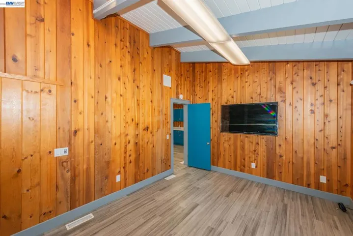 30890 Highway 3, Weaverville, California 96093-0000