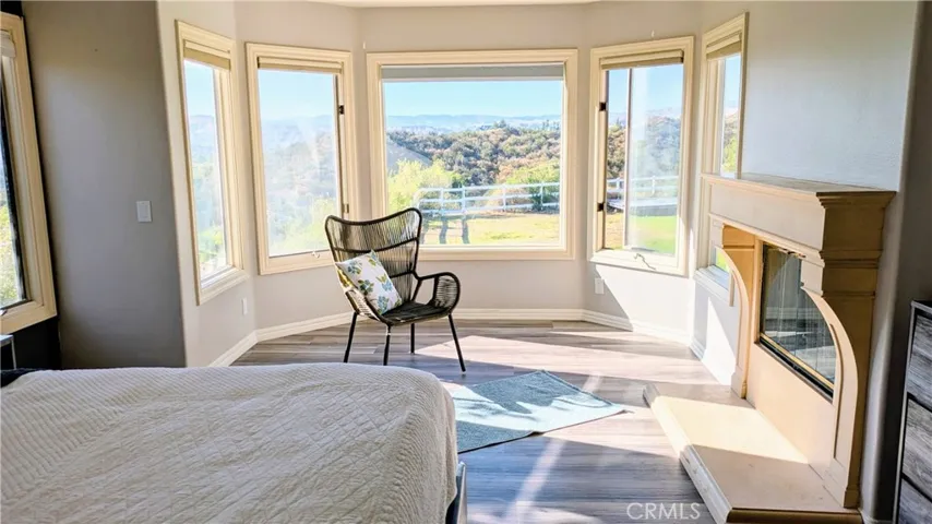 15435 Live Oak Springs Canyon, Canyon Country, California 91387