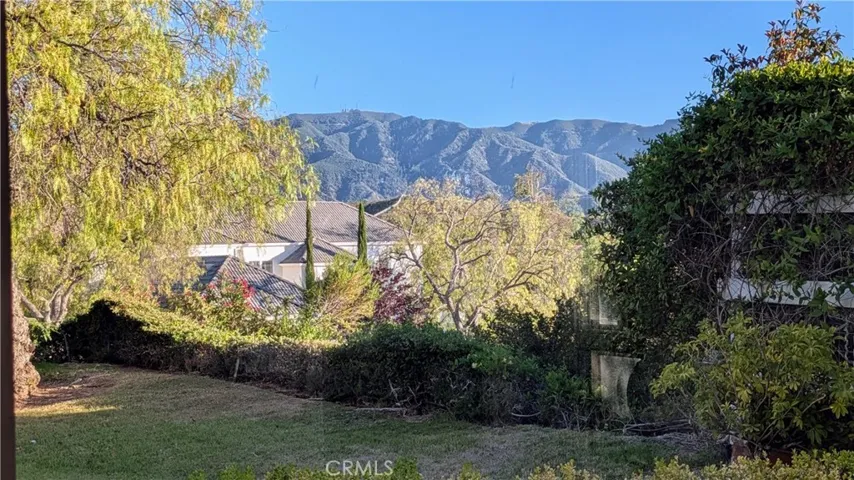 15435 Live Oak Springs Canyon, Canyon Country, California 91387