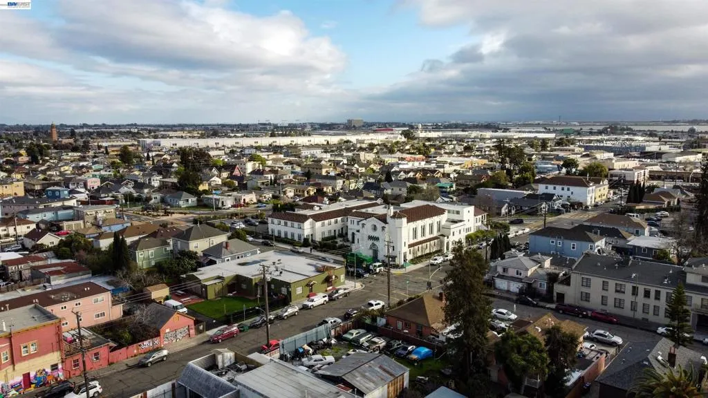 4601 Foothill Blvd, Oakland, California 94601 — photo 4