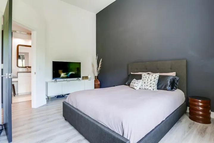 546 Via De La Valle E, Solana Beach, California 92075