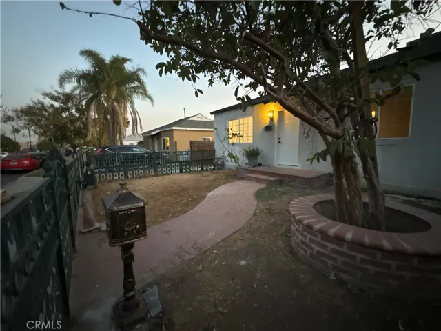 7879 Claybeck Avenue, Sun Valley, California 91352