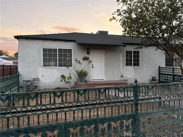 7879 Claybeck Avenue, Sun Valley, California 91352