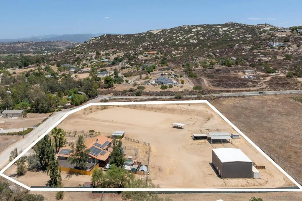 266 Woodmeadow Ln, Ramona, California 92065 — photo 5