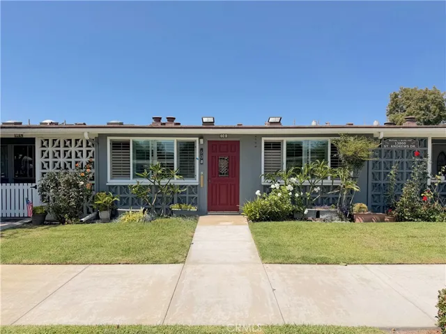 13860 Saint Andrew’s Drive 60b, Seal Beach, California 90740