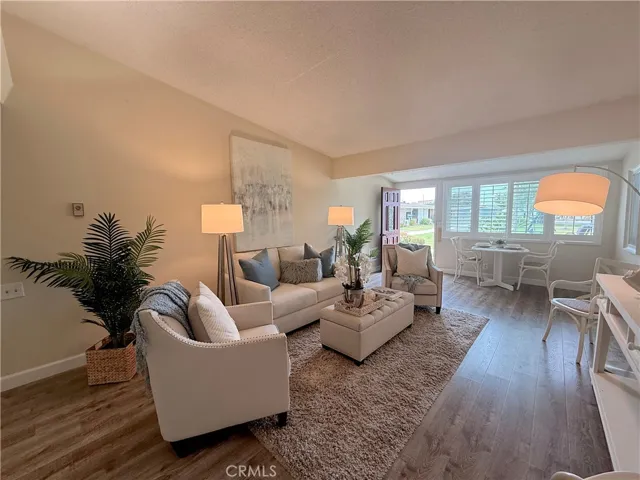 13860 Saint Andrew’s Drive 60b, Seal Beach, California 90740