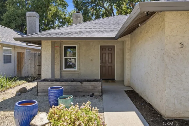 5 Hunter Court, Chico, California 95973