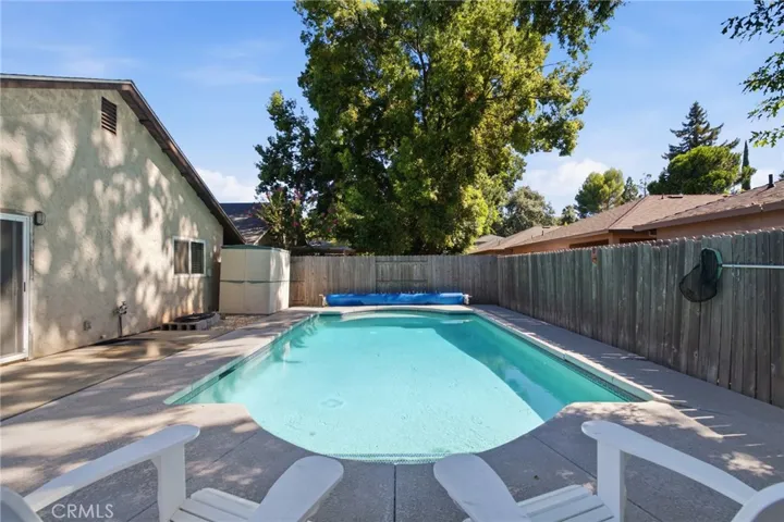 5 Hunter Court, Chico, California 95973