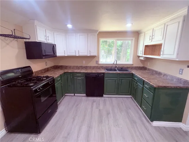 23655 Rocky Dell, Crestline, California 92325 — photo 5