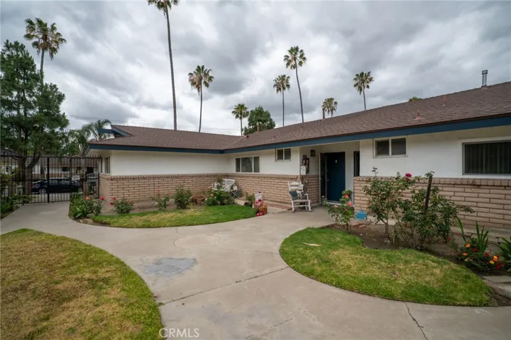 2127 E Almont Avenue, Anaheim, California 92806