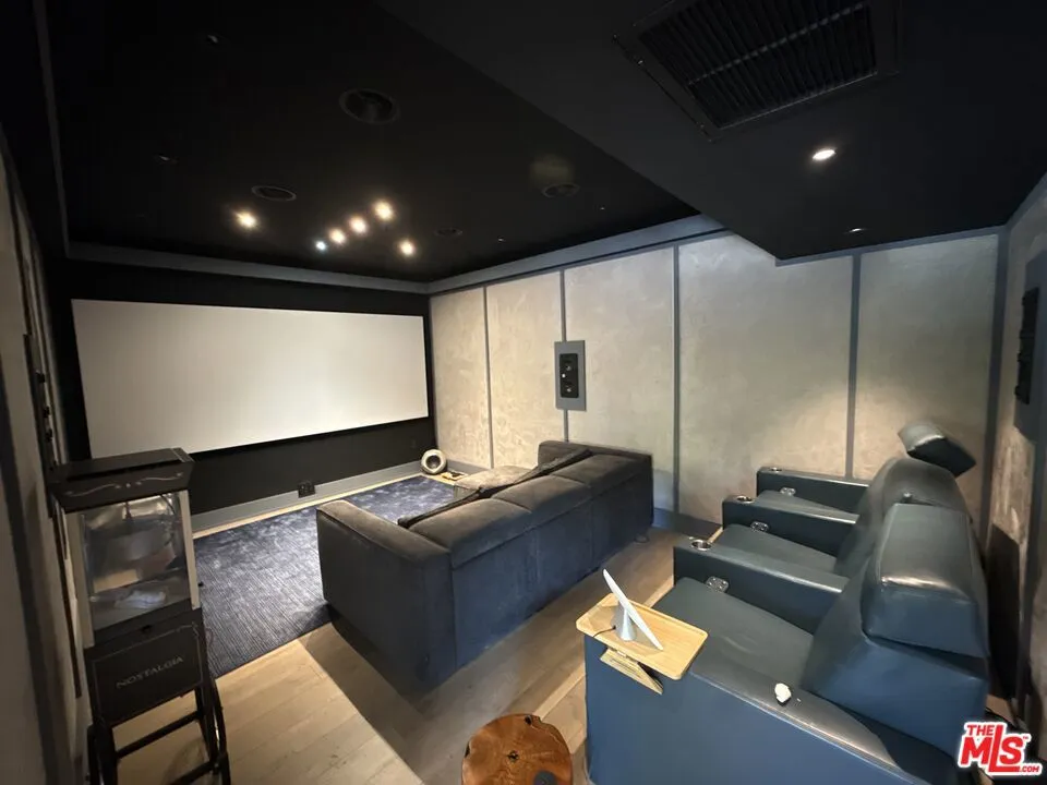 7773 W Sunset Blvd