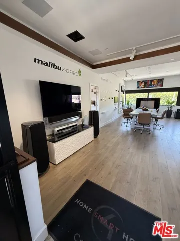 7773 W Sunset Boulevard E-f, Los Angeles, California 90046