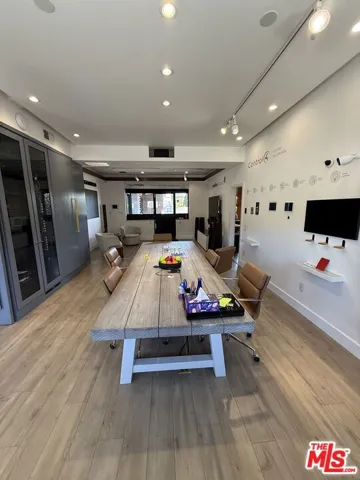 7773 W Sunset Boulevard E-f, Los Angeles, California 90046