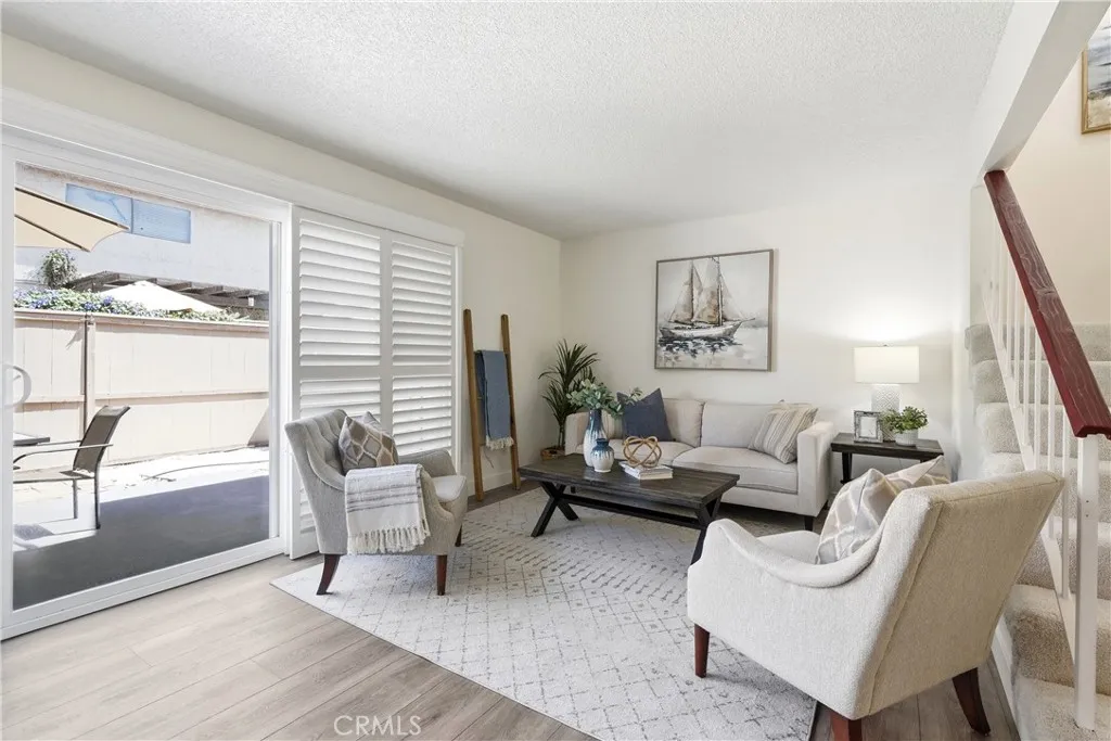321 W Hermitage, Azusa, California 91702 — photo 4