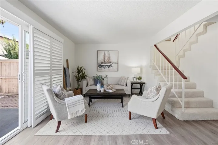 321 W Hermitage, Azusa, California 91702