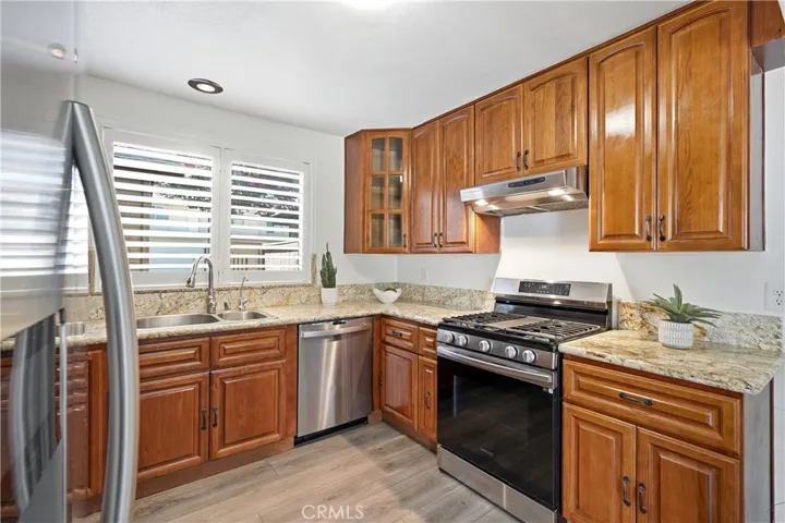 321 W Hermitage, Azusa, California 91702