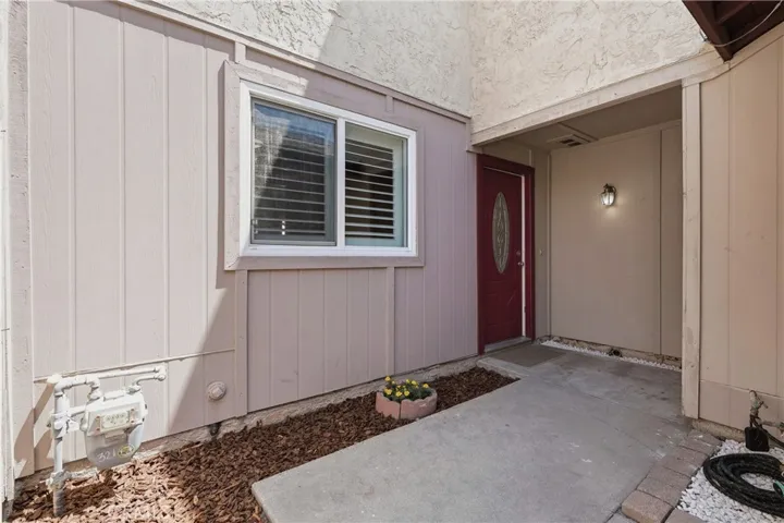 321 W Hermitage, Azusa, California 91702