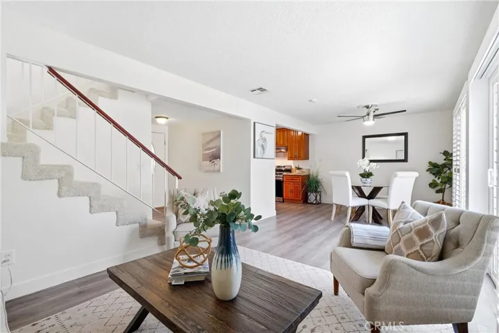 321 W Hermitage, Azusa, California 91702