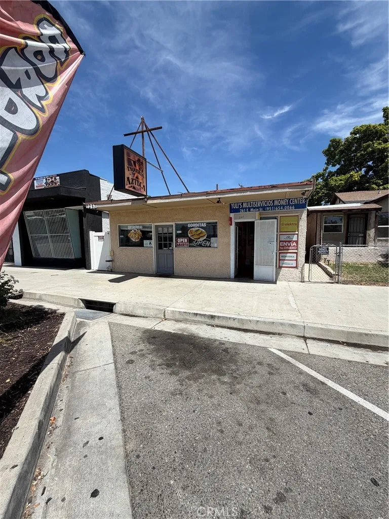 257 E Main