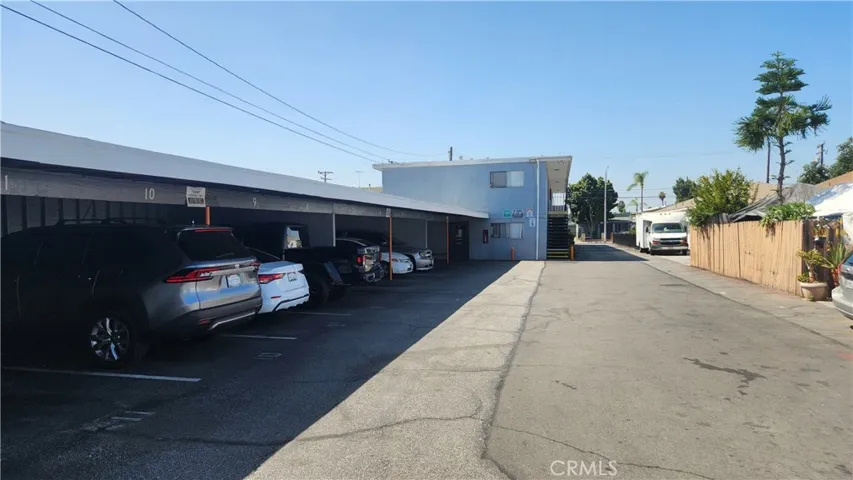 5029 Santa Ana, Cudahy, California 90201