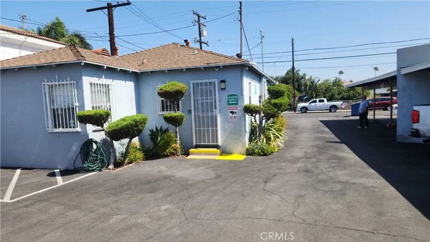5029 Santa Ana, Cudahy, California 90201
