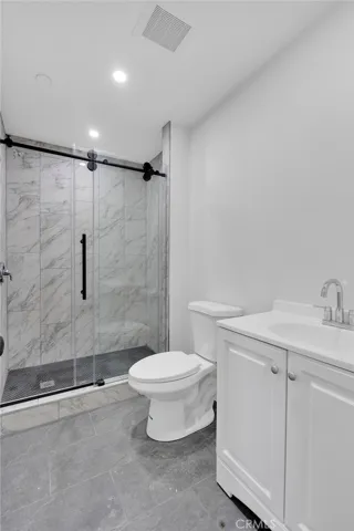 7359 Lynwood, Highland, California 92346